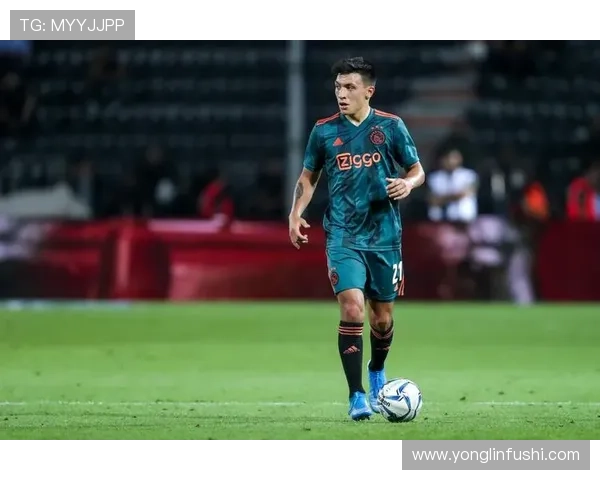 利桑德罗·马丁内斯硬汉防守表现稳健