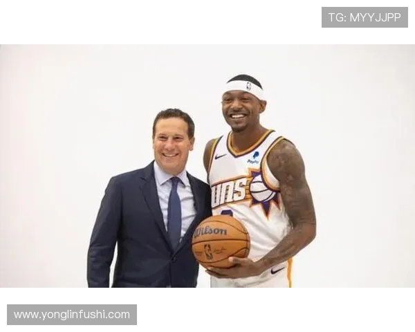 布拉德利·比尔无球跑动提高投篮效率 拉开与库里的得分差距